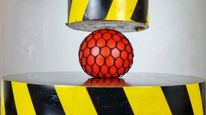 EXPERIMENT HYDRAULIC PRESS 100 TON vs SLIME ANTISTRESS BALL