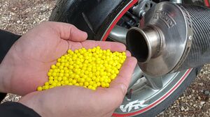 EXPERIMENT 10000 AIRSOFT BBs in 100°C MOTORCYCLE EXHAUST
