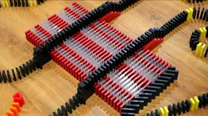 4-Part Domino Screenlink! (RPI Domino Toppling Club)