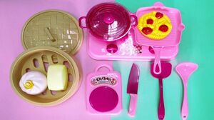 Chị Chim Xinh mở hộp ĐỒ CHƠI NẤU ĂN có bánh bao hấp, nồi chảo, pizza, thớt - Cooking toys