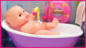 Đồ chơi trẻ em tắm cho búp bê sơ sinh trong bồn tắm với vòi nước mát và xà phòng (Chim Xinh)