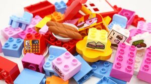 Pretend Play Restaurant with Lego Duplo Building Blocks 10587