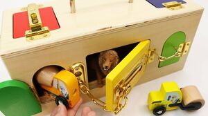 Unlocking Wooden Box Educational Toy with 10 Locking Doors