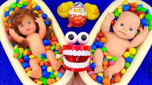 Satisfying Video l Mixing M&M's Candy in 2 Glossy Bathtub & Slime Grid Balls Cutting ASMR