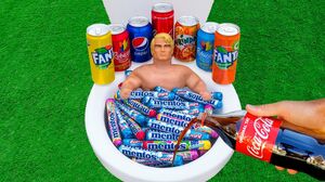 EXPERIMENT : Stretch Armstrong vs Coca-Cola In Toilet