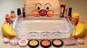 "Orange" Mixing "Orange" EYESHADOW,Makeup,Parts and glitter Into Clear Slime! "Orange SLIME"