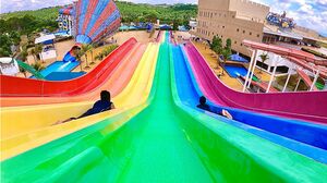 Bangi Wonderland | Race Water Slide